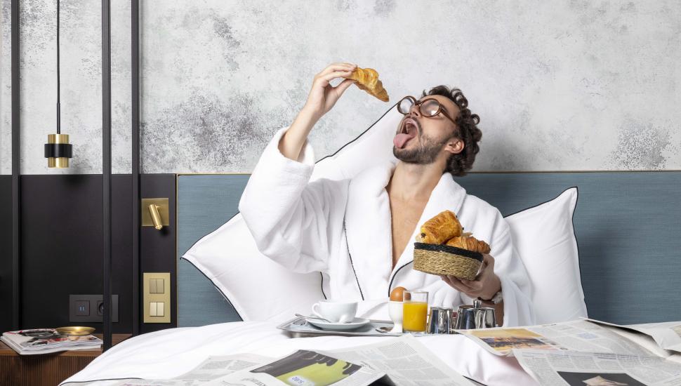 breakfast in the room