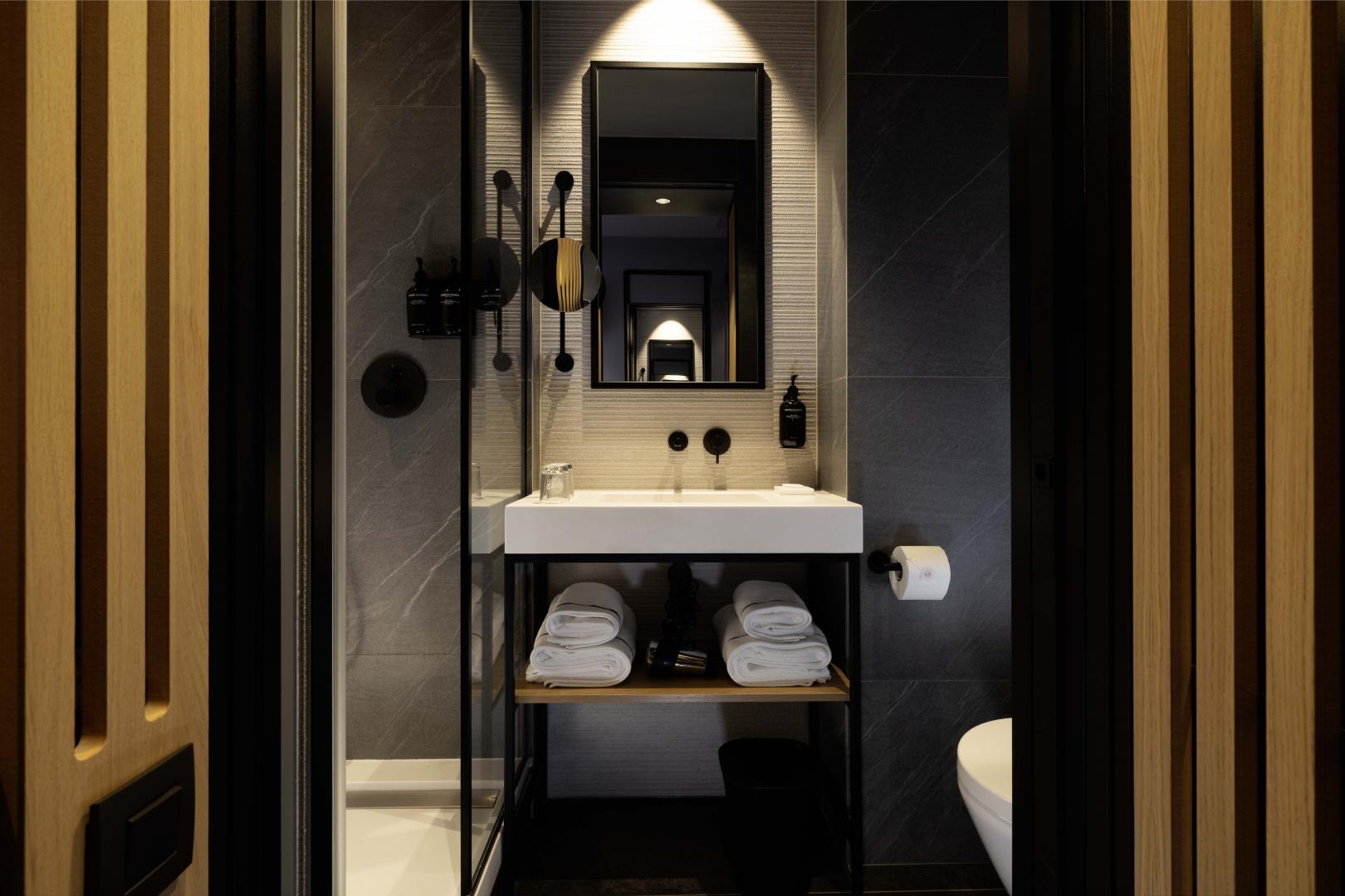 Victoria Palace Classic Room