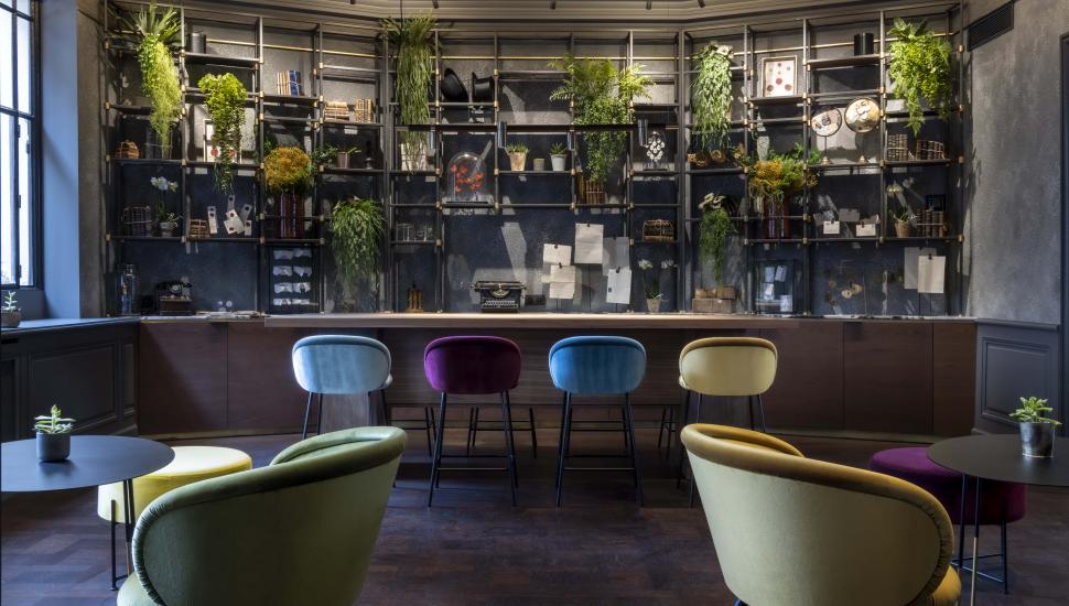 Victoria Palace Hotel Paris library